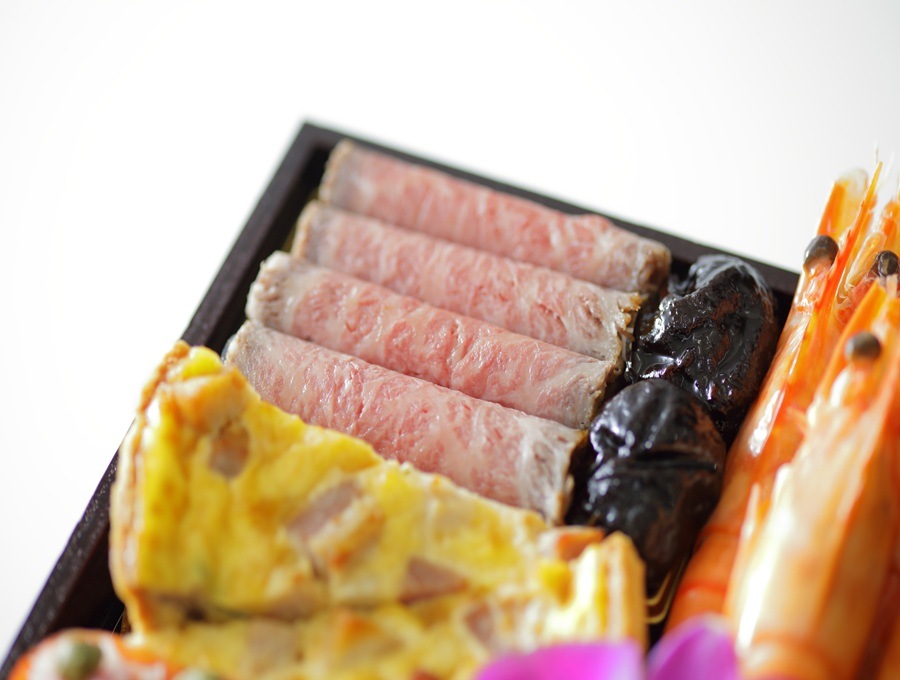 梅｜【公式】株式会社八百彦本店-おせちの通販｜名古屋で創業300余年