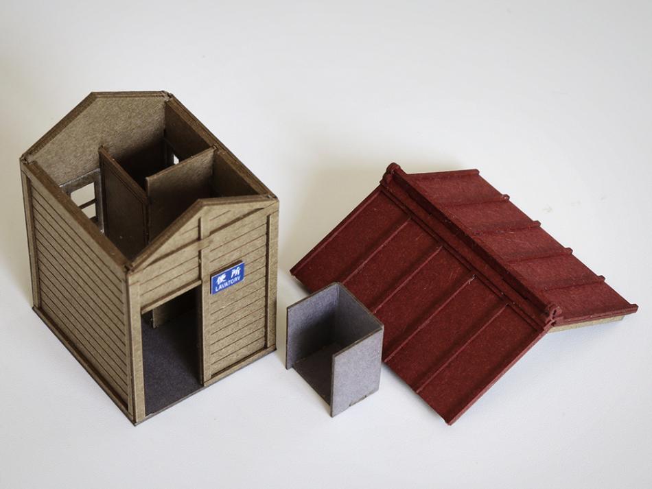 【着色済ペーパー製組立キット】　便所小屋B(1/83)（梅桜堂クリックポスト対象商品）