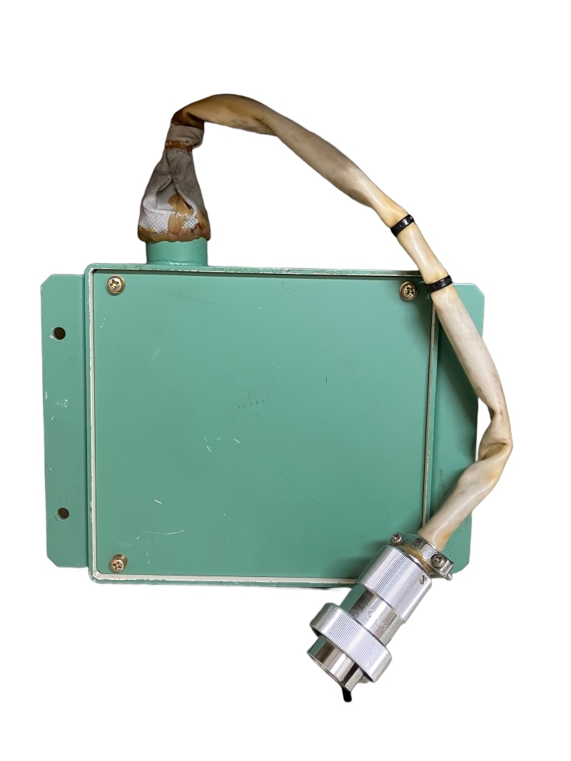 【つくばエクスプレス】前照灯減光スイッチ（足踏みスイッチ）