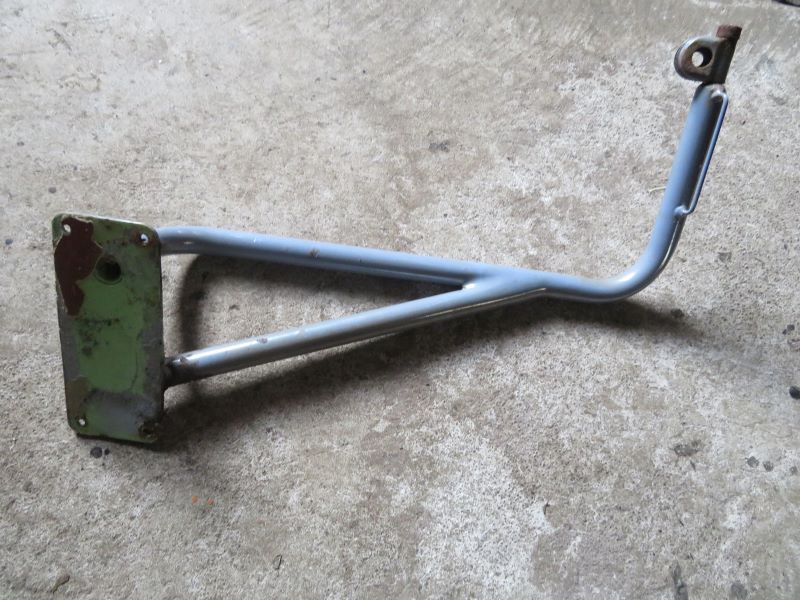 助手席側ミラー台（ミラーなし）YR2002形