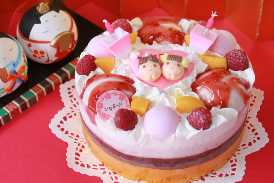 デコレーションアイスケーキ(おひなさま)