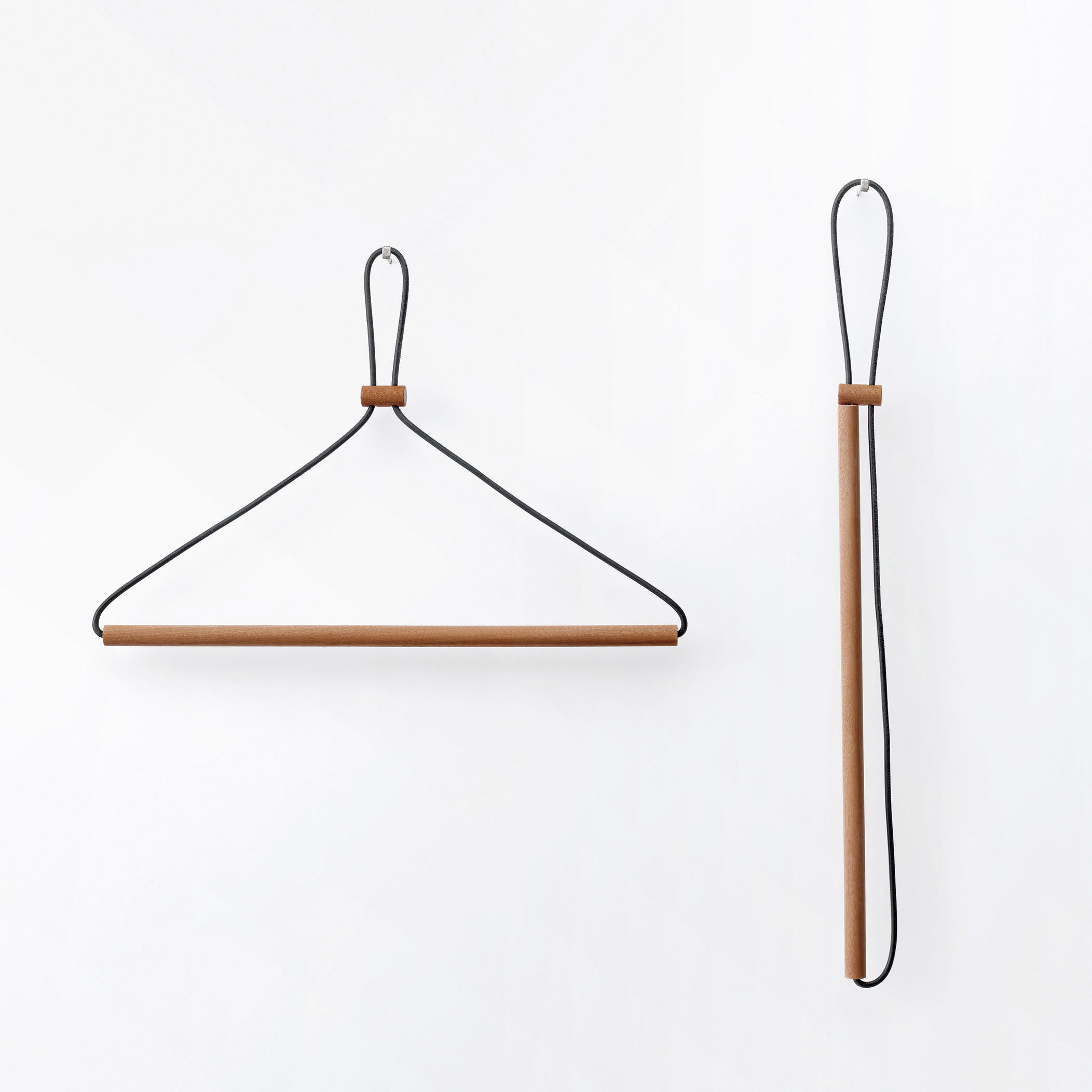 【 Leather Lace Hanger 】様々なメディアで紹介された注目のデザインハンガー