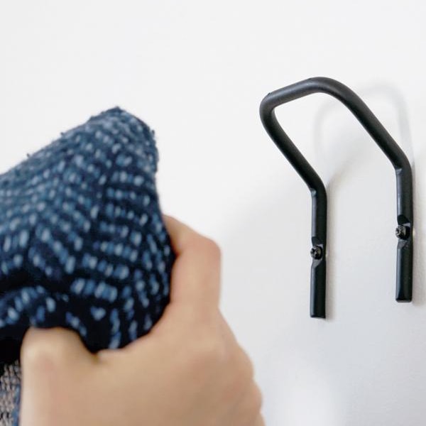 幅広なU型アイアンフック