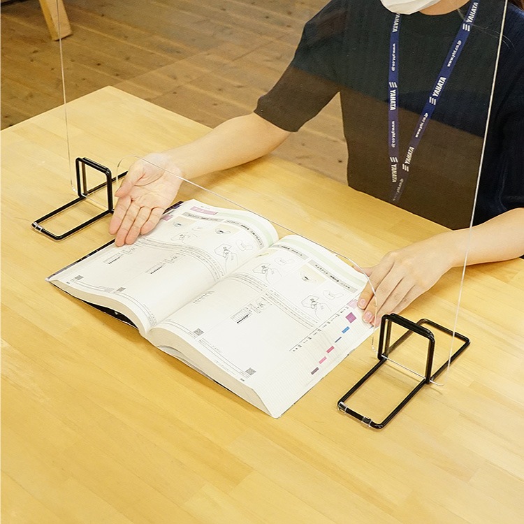 商談スペース専用飛沫防止アクリルパネル 縦600X幅640X3mm プレート