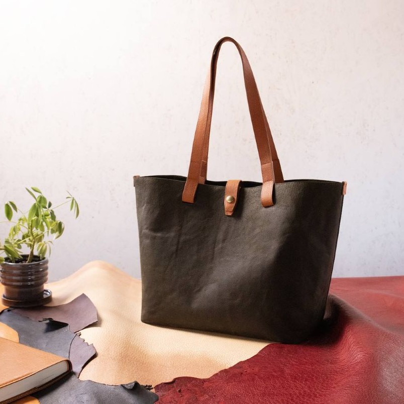 【初回生産ロット限定価格】LEATHER CIRCUS レザートートバッグ
