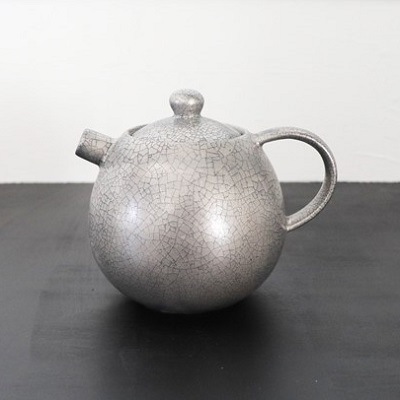 萩焼　ポット（シルバー）