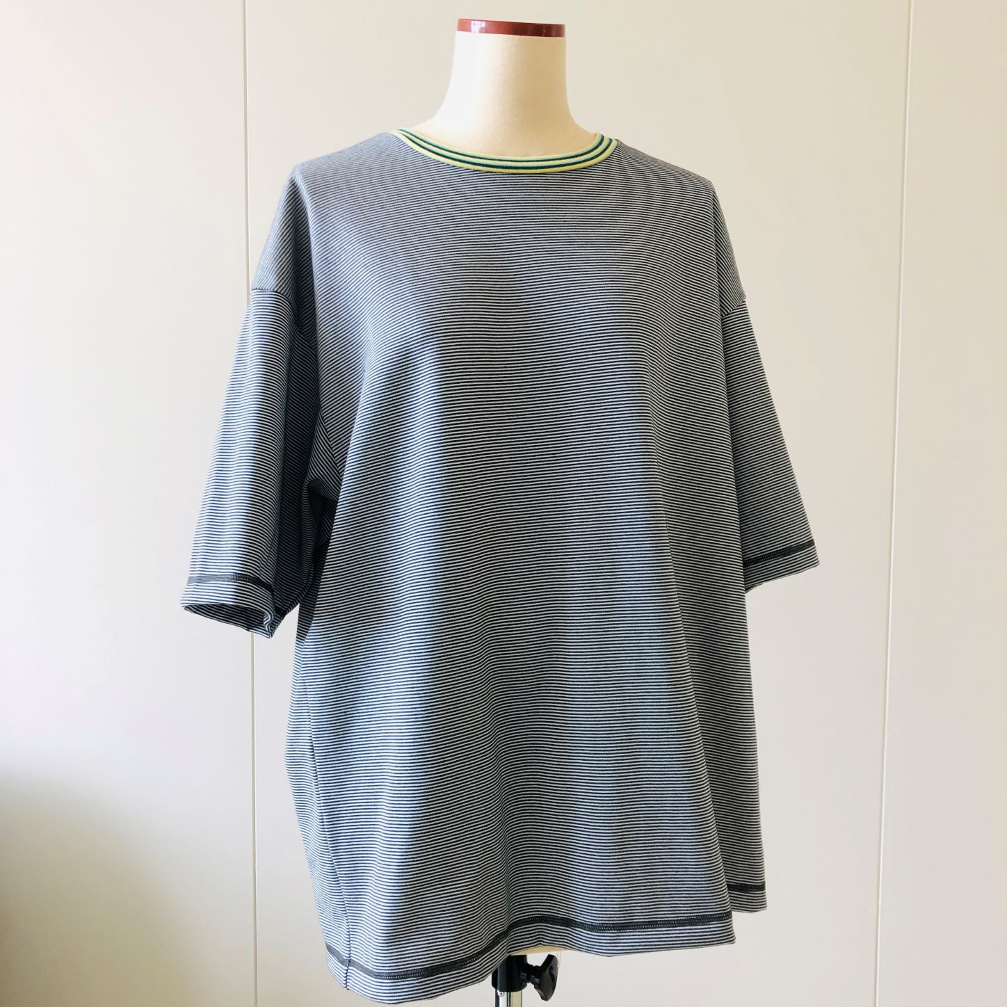 のこりいとシャツ（グレー・ブラック・ピンク）