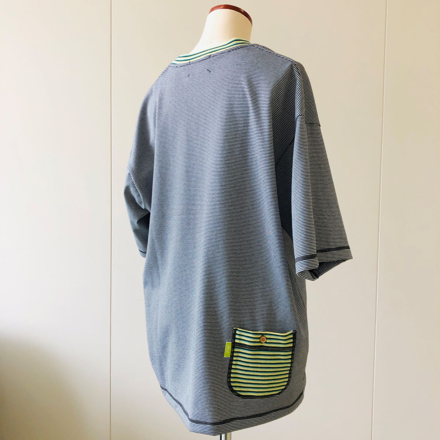 のこりいとシャツ（グレー・ブラック・ピンク）