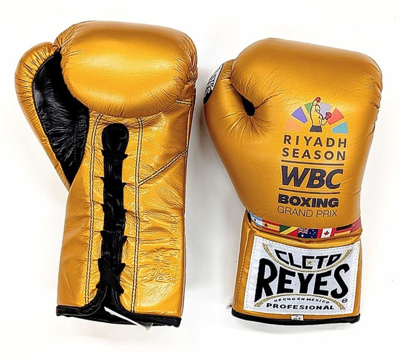 REYES WBC Edition�ܥ����󥰥������֡ʥҥ⼰�� GOLDGP