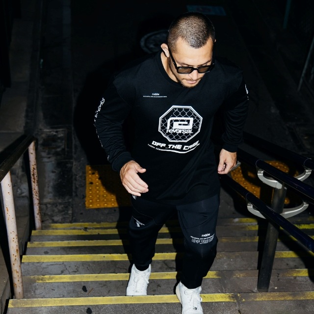 OFF_THE CAGE Reflective Long Sleeve Tee