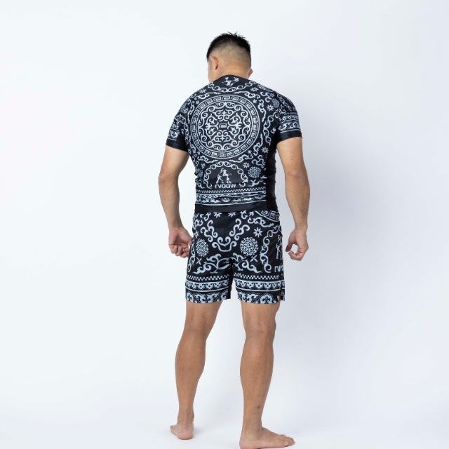 BOKH FIGHT SHORTS��BASIC LENGTH / NO POCKET��
