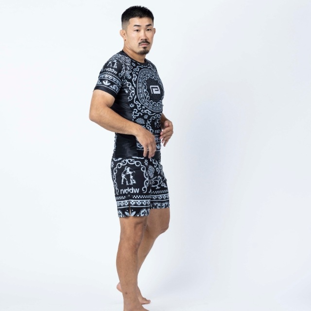 BOKH SHORT RASH GUARD