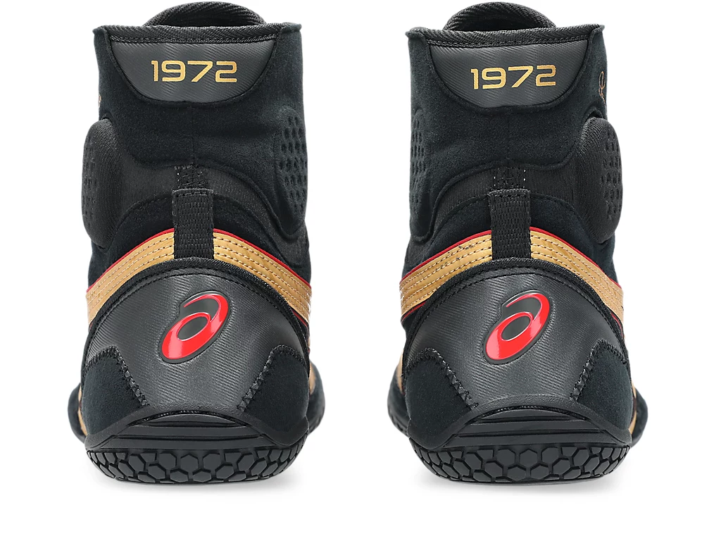 asics DAN GABLE EVO 3 Black/Pure Gold