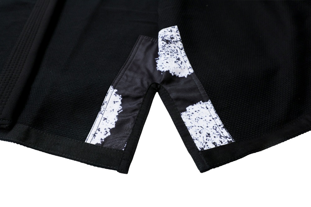 JHOOD Yacha Kimono - Black