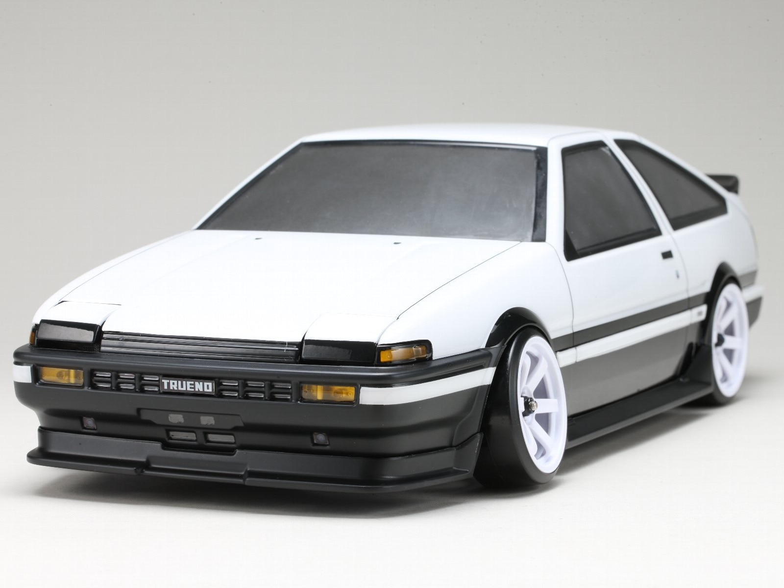 SD-AE86T3B トヨタスプリンター（AE86）トレノ 3ドアボディセット