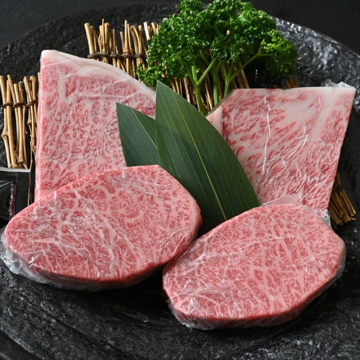 米沢牛ステーキ　食べ比べセット（サーロイン100g×2枚、上モモ100g×2枚）
