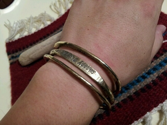 真鍮無垢 鎚目 バングル/ナロー | すべての商品 | | ENGAWA