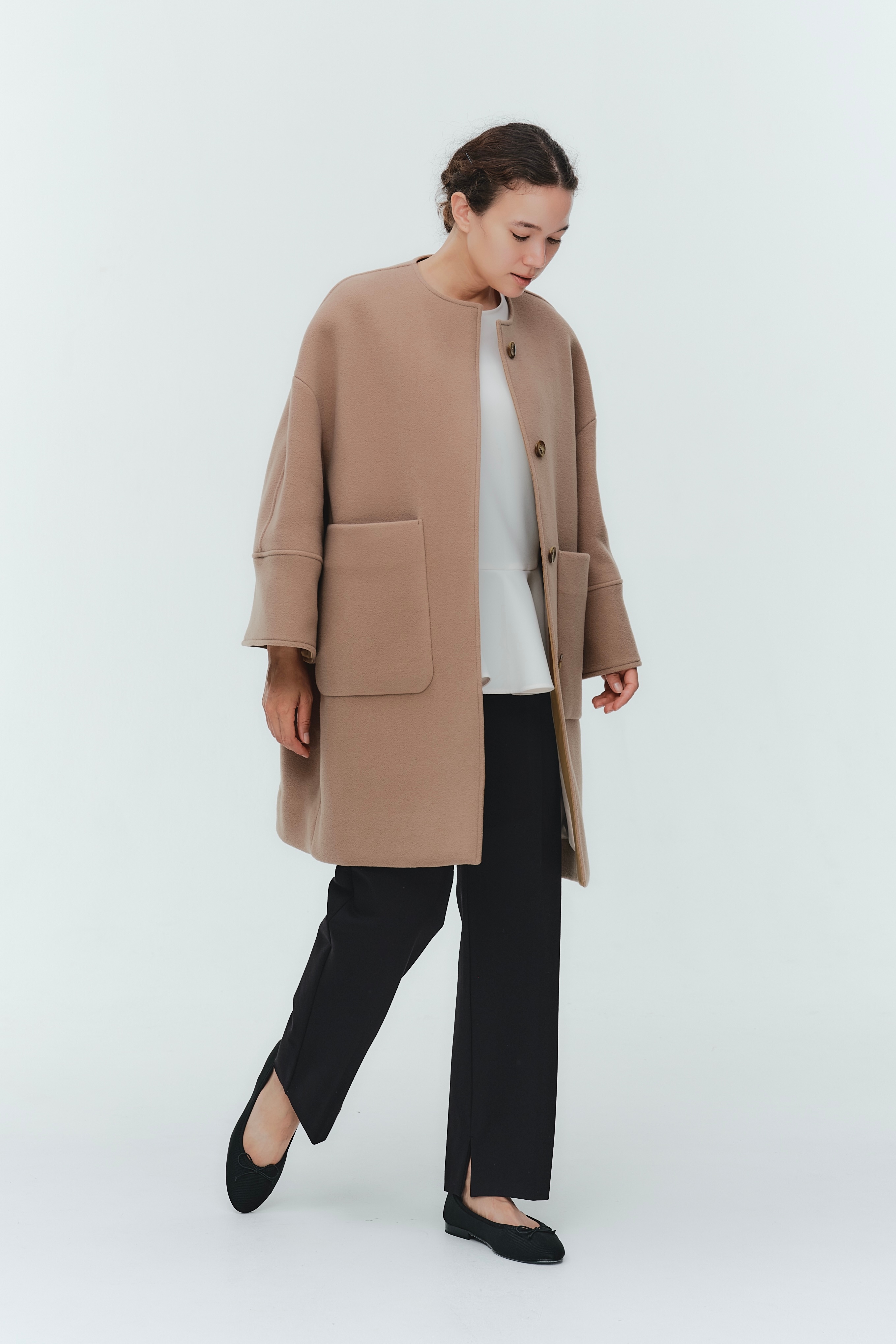 【お値引き】　yori ヨリ ロングコート チェスターコート　サイズＦ お値引き】 yori ヨリ ロングコート チェスターコート サイズF
