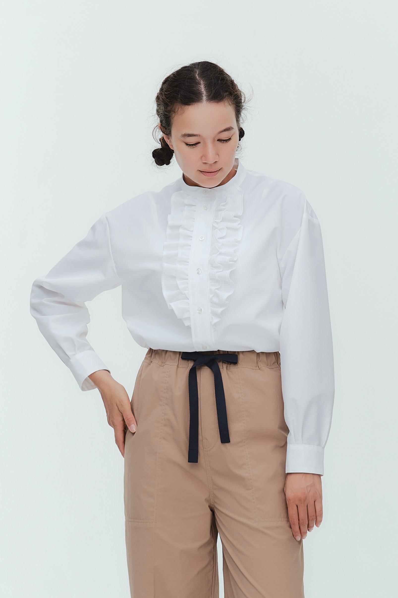 3月上旬発売予定 ラッフルギャザーブラウス【2026SP】