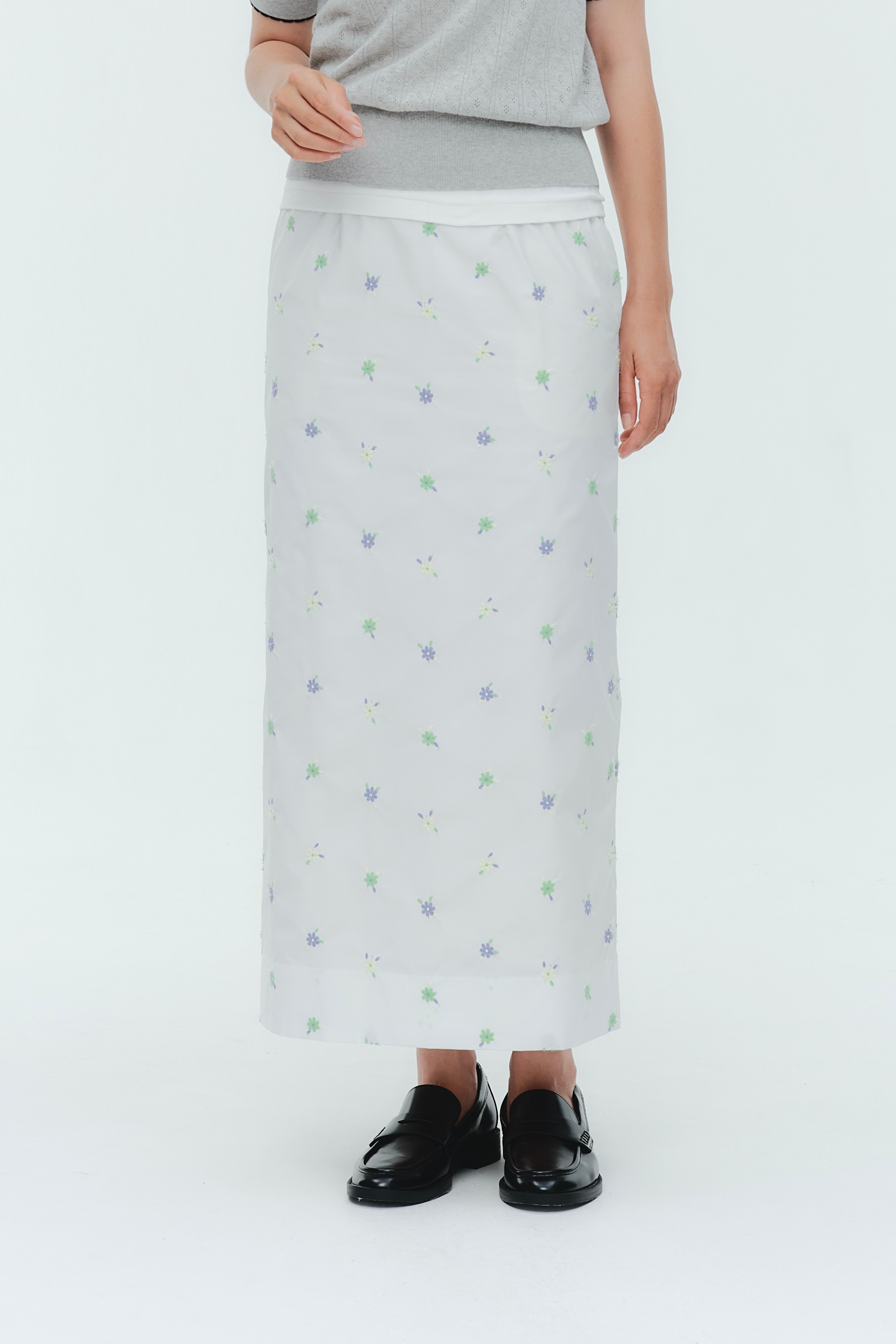 3月下旬発売予定 ブロッサムロングスカート【2026SP】