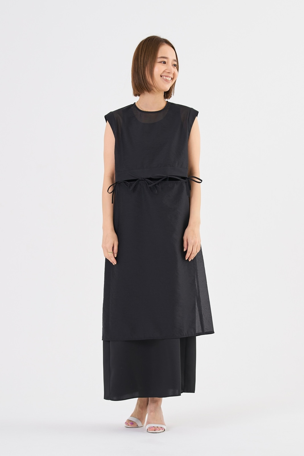 shiroconデコルテサテンドレス | 2024 SM Collection| yori 