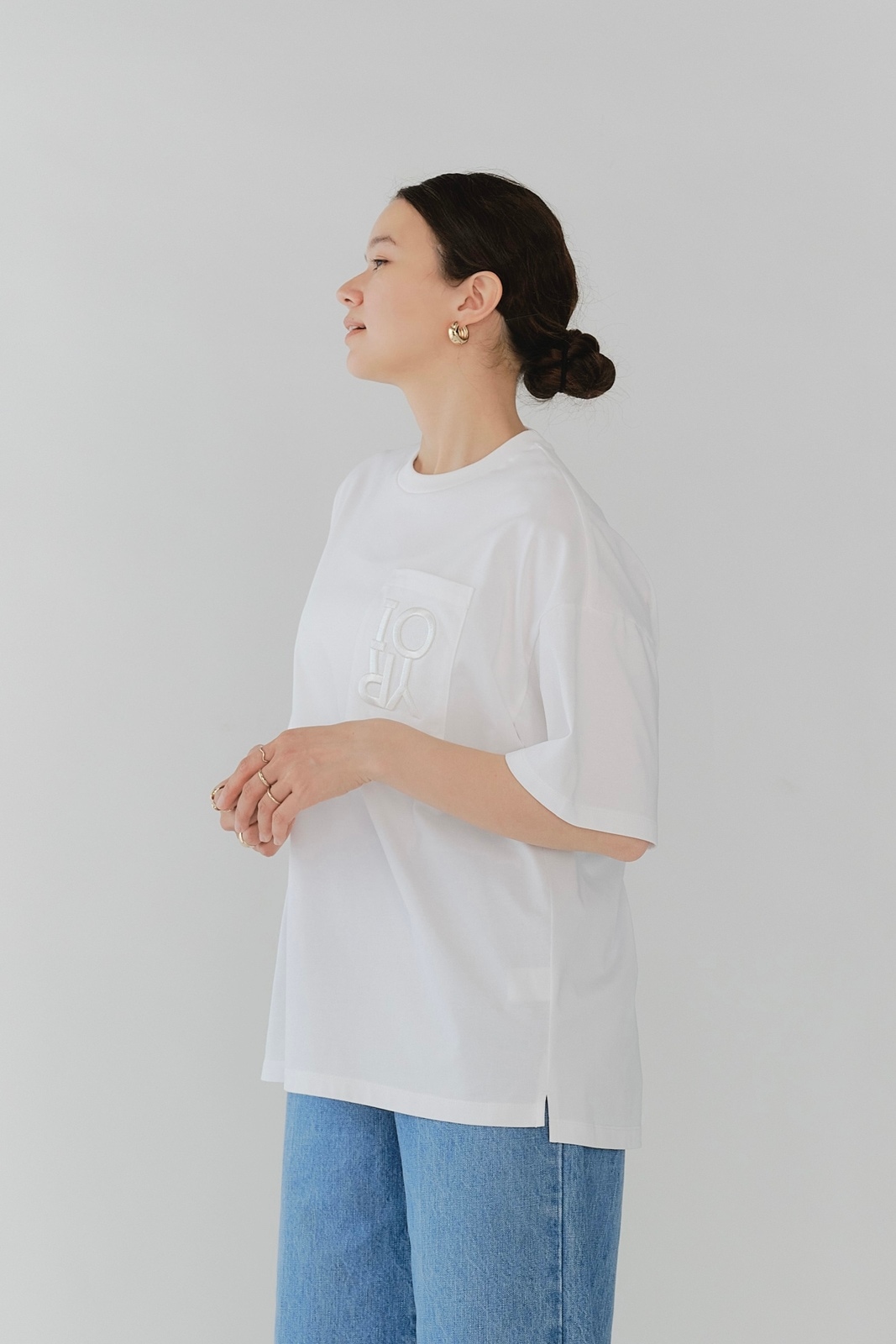 yori 高密度ストレッチTeeブラウス グリーン 楽天市場】【美品】 yori / ヨリ | 高密度ストレッチTeeブラウス