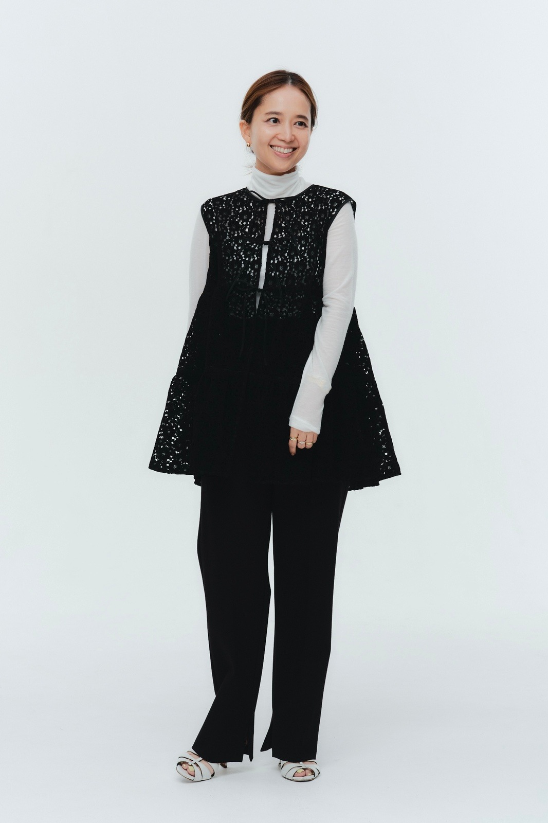 yori ドットフロッキーティアードジレ　ブラック 6月上旬発送予定 ドットフロッキーティアードジレ【shichaku