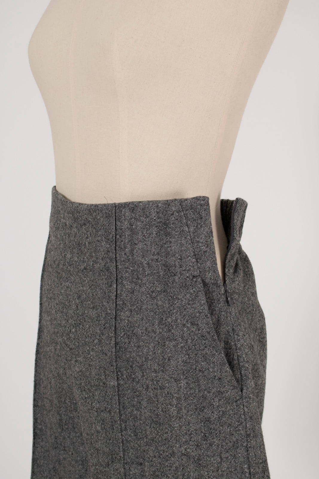 美品 NUMBER (N)INE 02AW ジョージ期 ウールショートパンツ 美品 NUMBER (N)INE 02AW ジョージ期 ウールショートパンツ