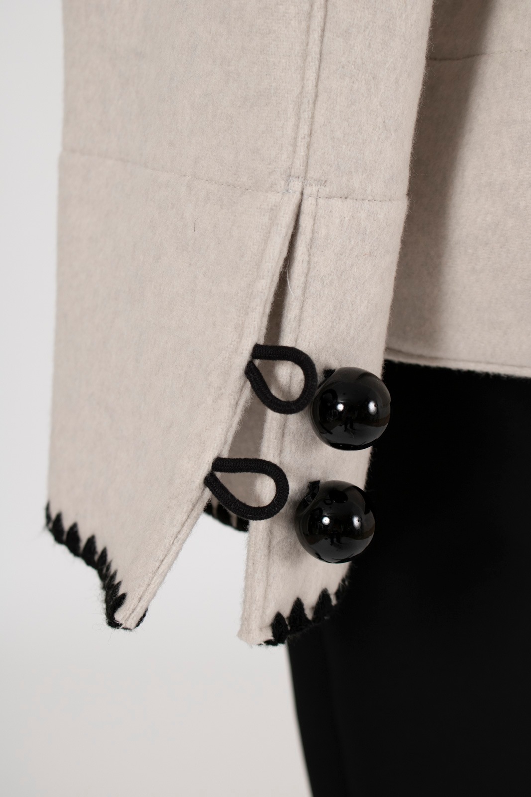 ハマグリウールショートコート【2025AW】