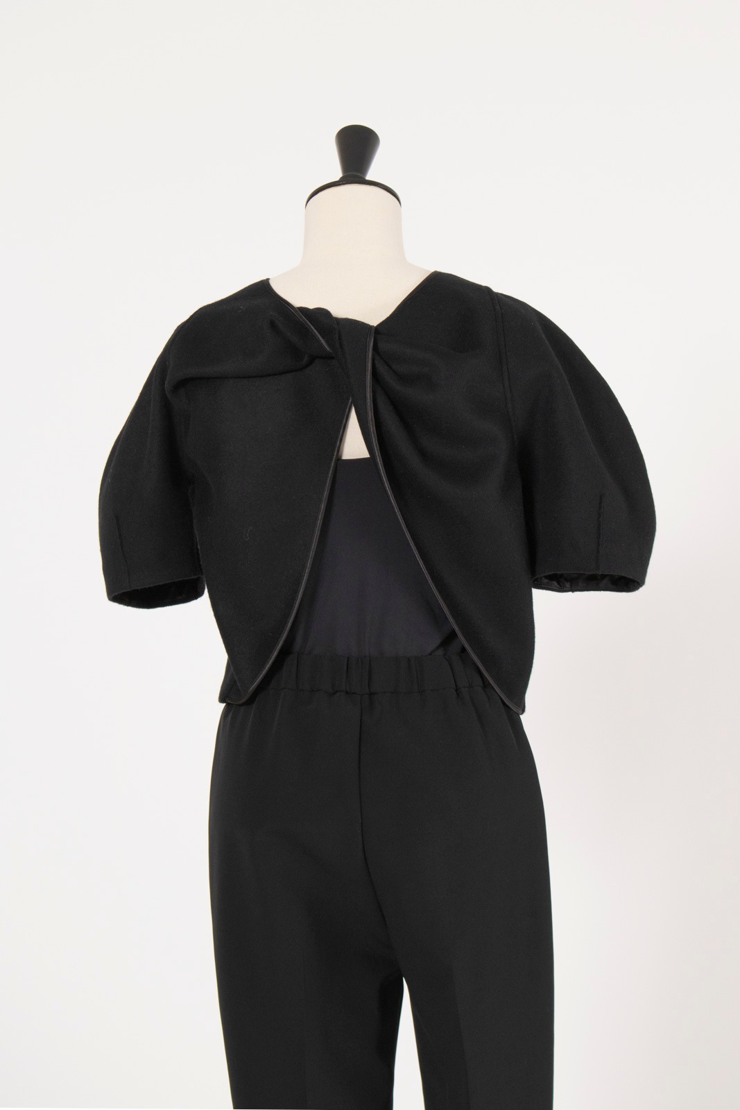 バックツイストウールトップス【2025AW】