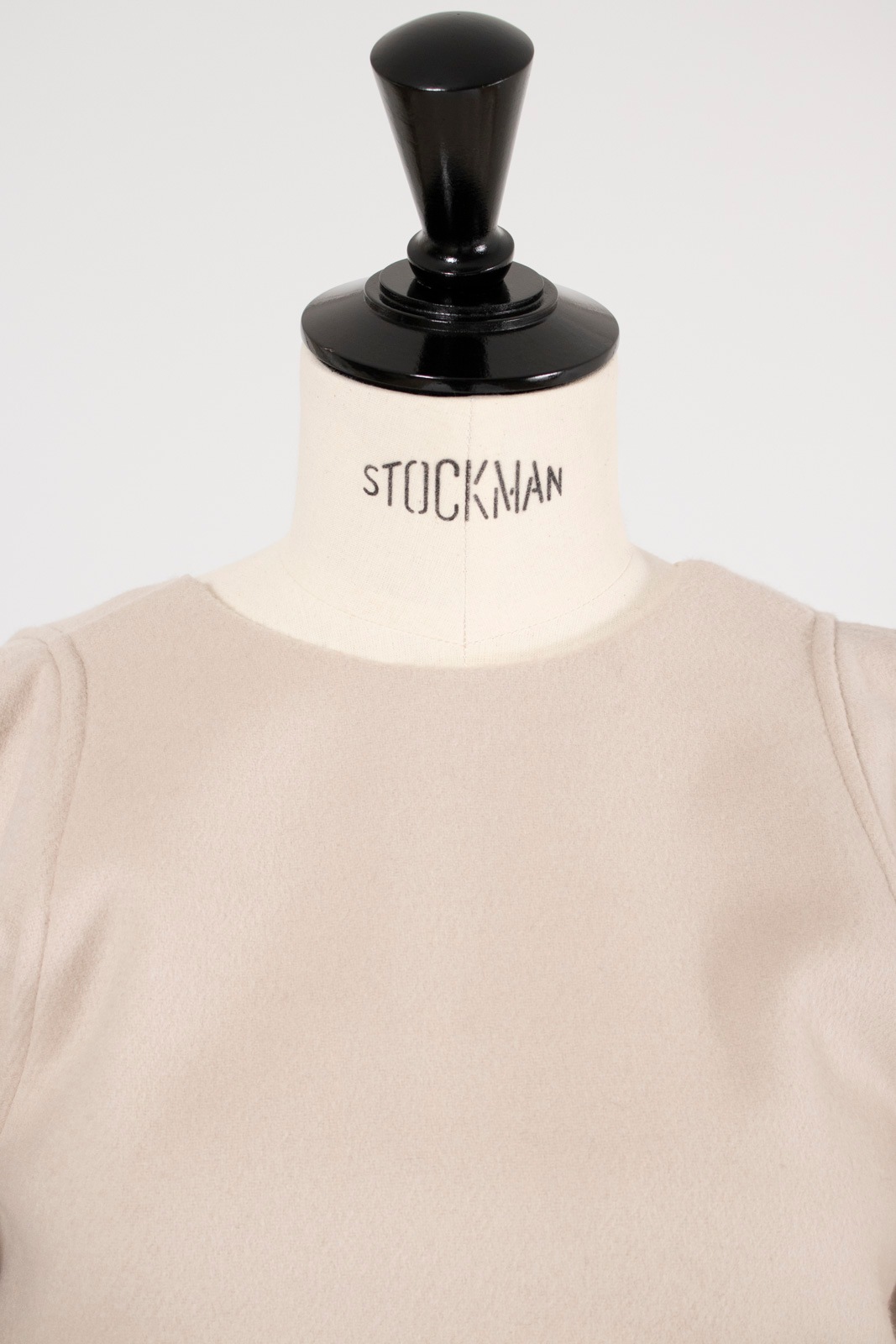 バックツイストウールトップス【2025AW】