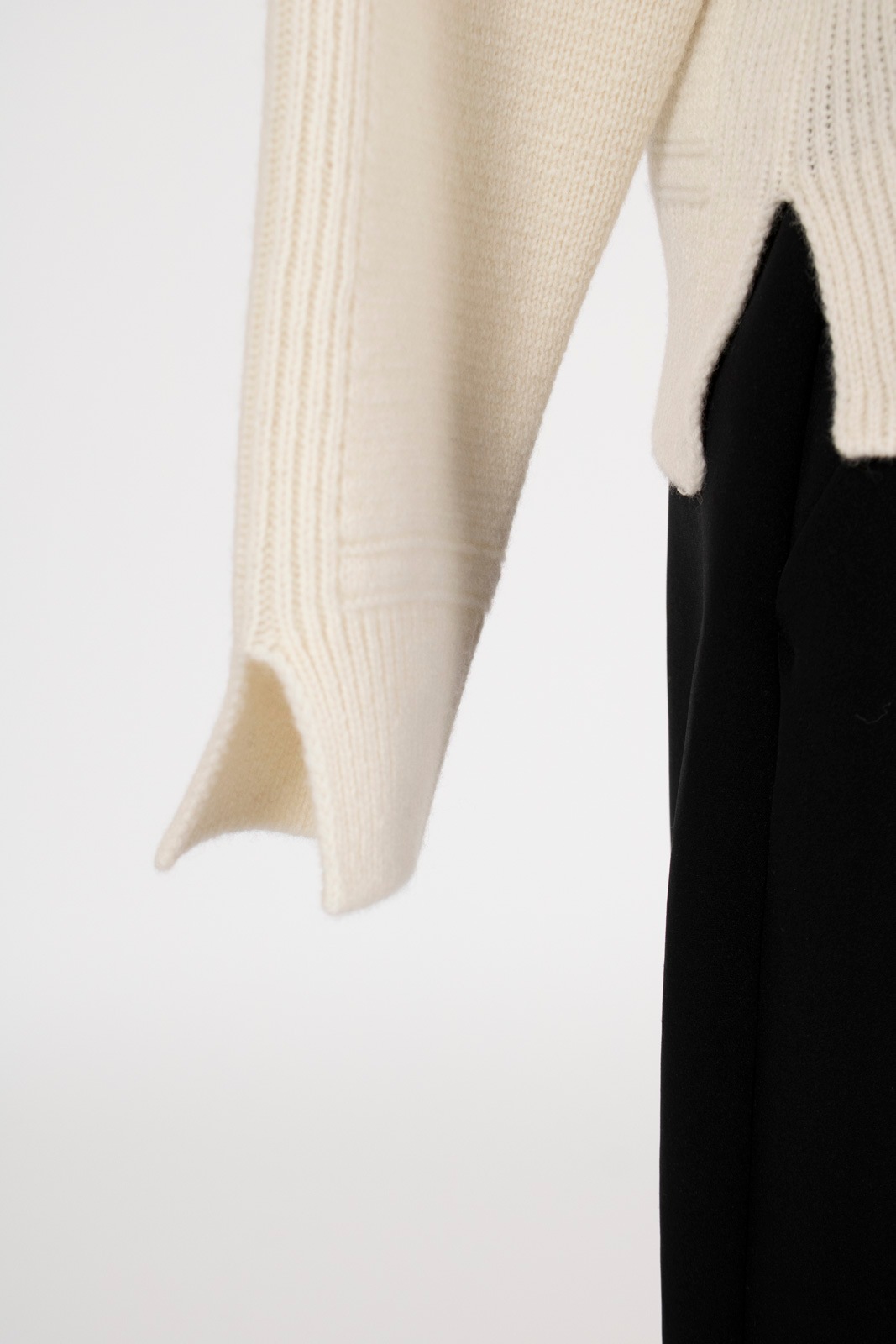 カプリニット【2025AW】