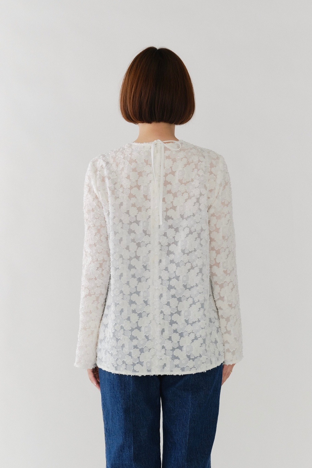 【新品タグ付】shirocon レースジャガードブラウス　38サイズ　yori shirocon レースジャガードブラウス【2025AW】 | 2025 AW Collection| yori