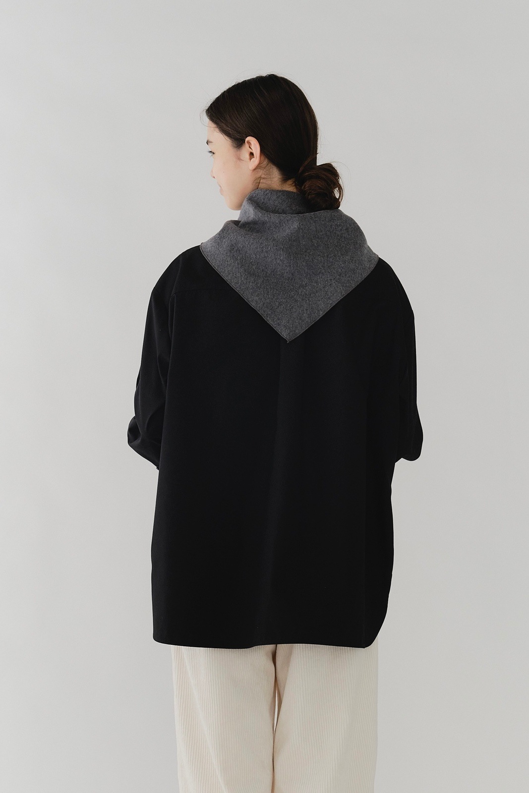 □ 47154★年 定価3.6万 25AW ヨリ ループスカーフブラウス shirocon ループスカーフブラウス【2025AW】 | 2025 AW Collection| yori