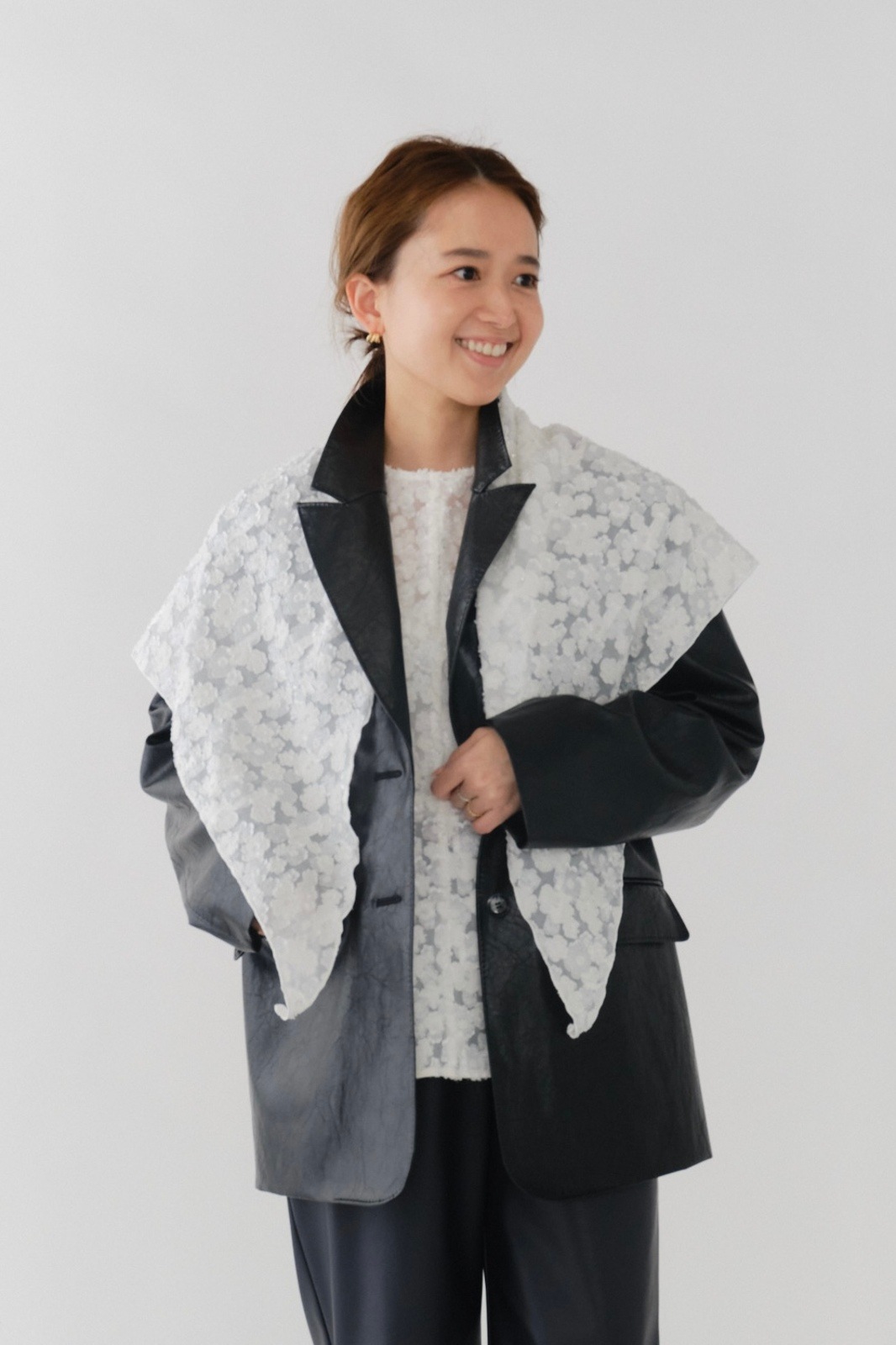 10月下旬発送予定 shirocon レースジャガードストール【2025AW