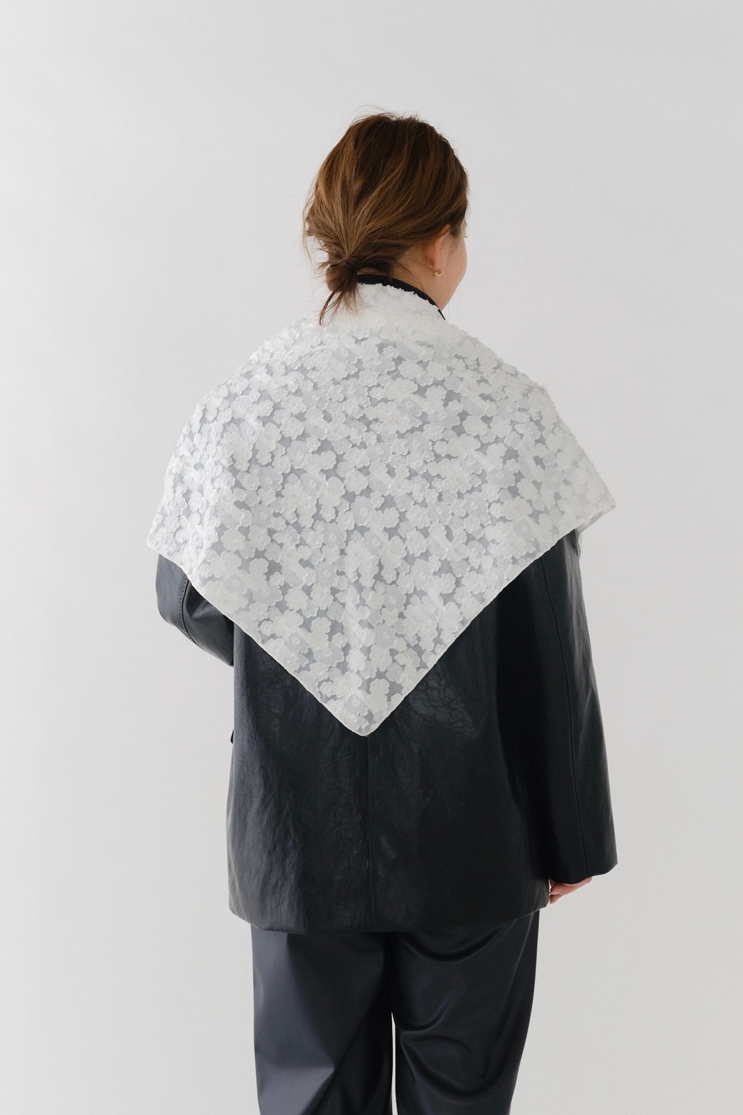 shirocon レースジャガードストール【2025AW】 | 2025 AW Collection| yori