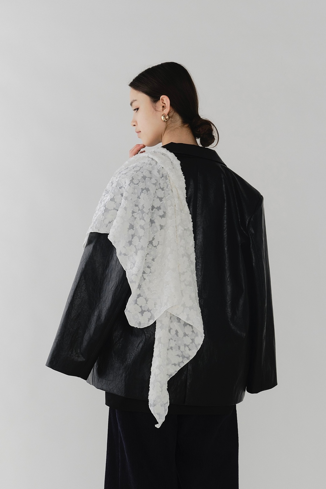 shirocon レースジャガードストール【2025AW】 | 2025 AW Collection| yori