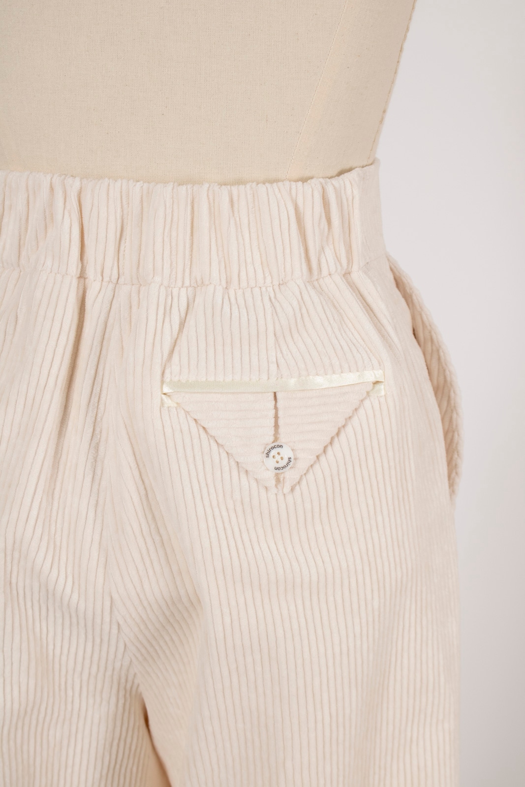 shirocon チャンキーコーデュロイパンツ【2025AW】 | 2025 AW