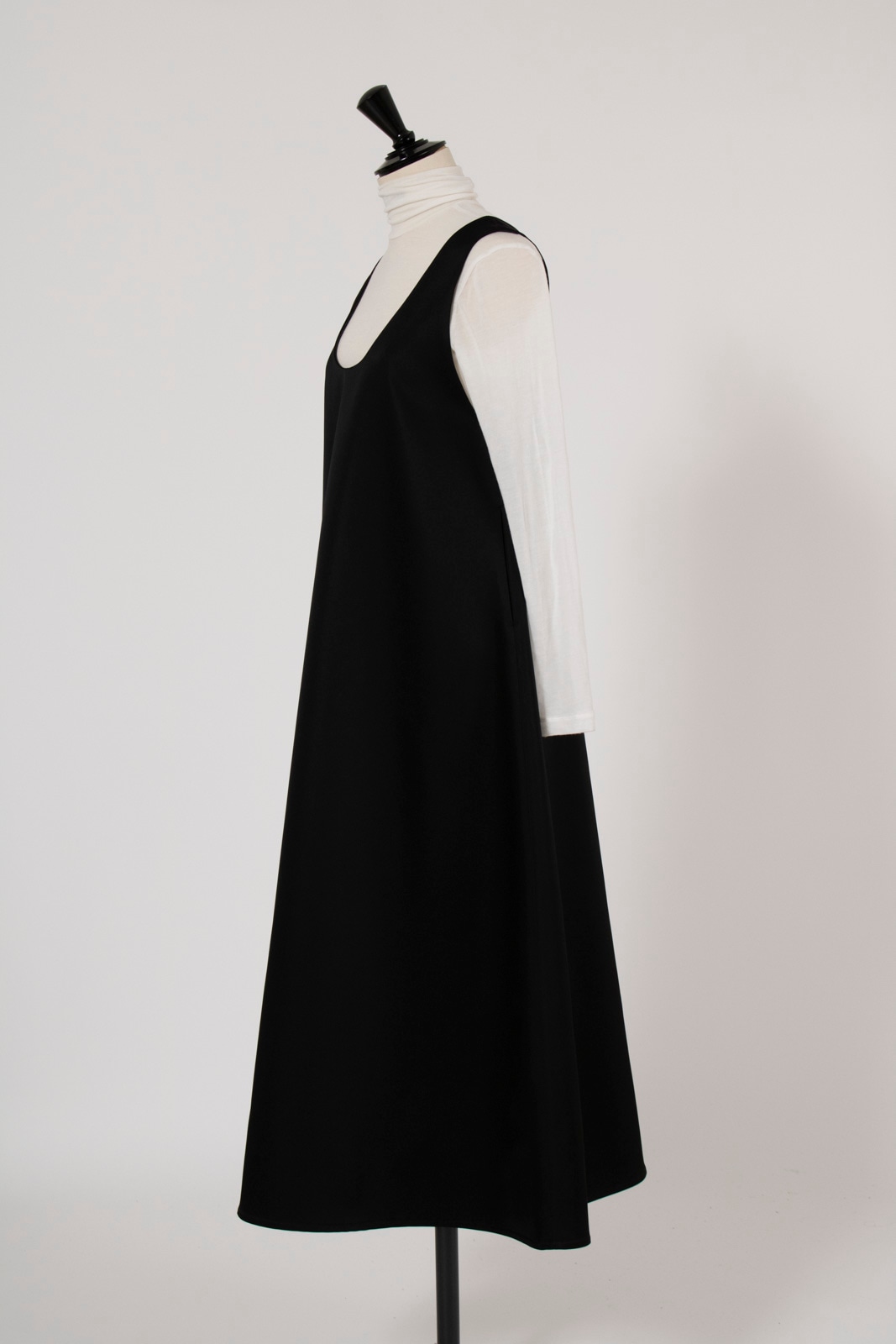 ♡*様 限定値下げ　チャンキーサテンドレス 38 shirocon チャンキーサテンドレス【2025AW】 | 2025 AW Collection| yori