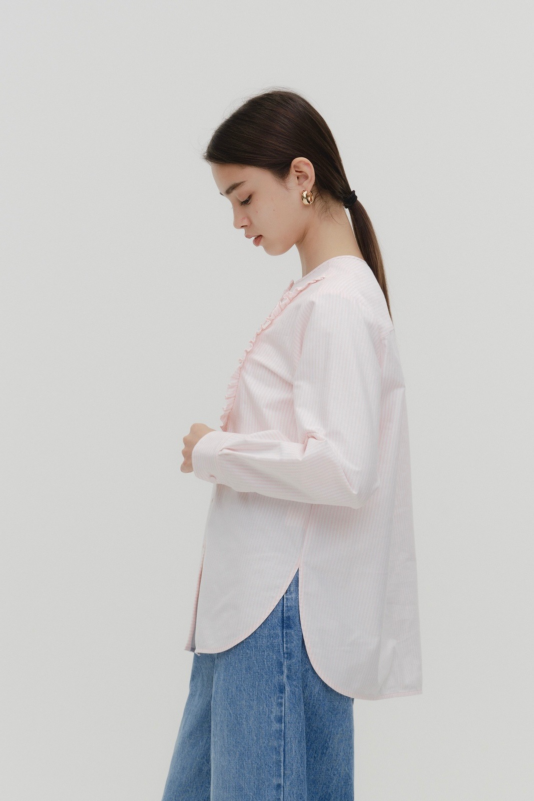 ストライプフリルボザムシャツ