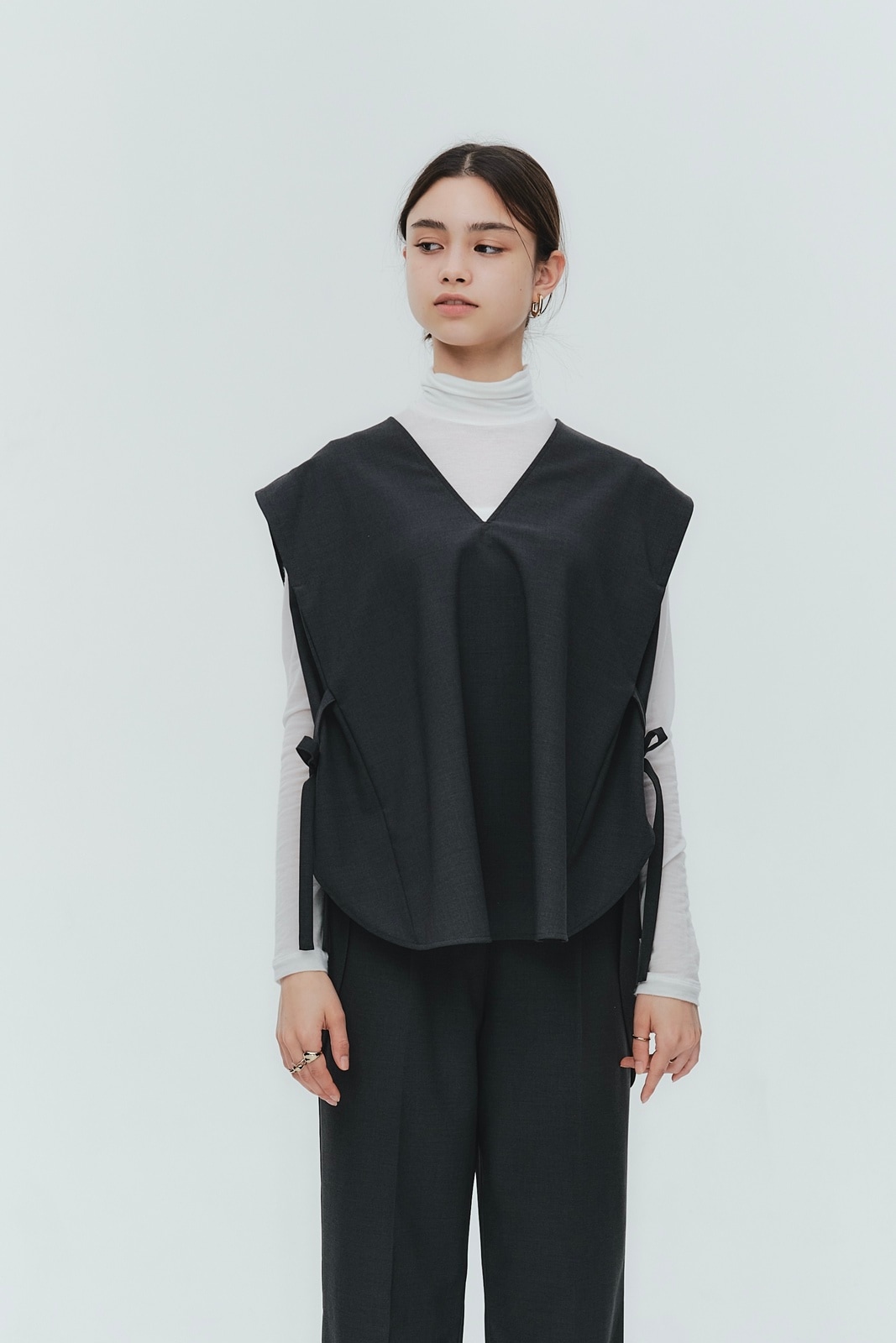 新品未使用！yoriミニリボンショートジレ　38ネイビー yori ショートリボンジレ yori shirocon ミニリボンショートジレ 38