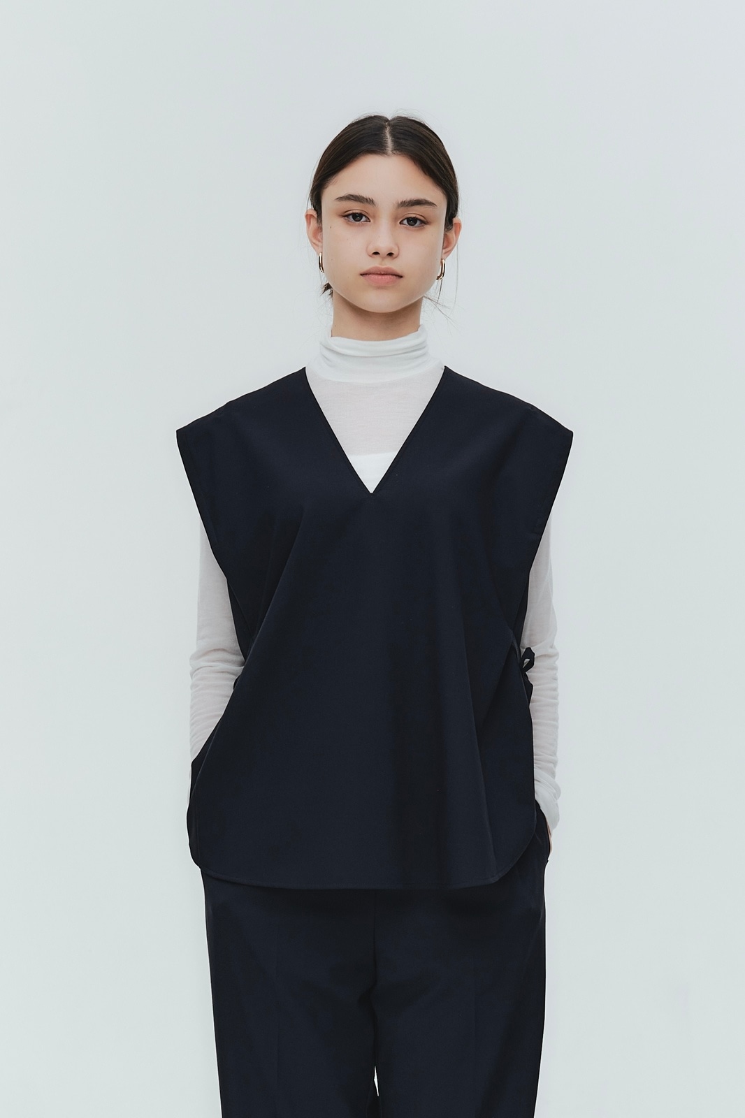 Yori ヨリ Vネックニットミニジレ【2025SM】 38サイズ Vネックニットミニジレ【2025SM】 | all item| yori