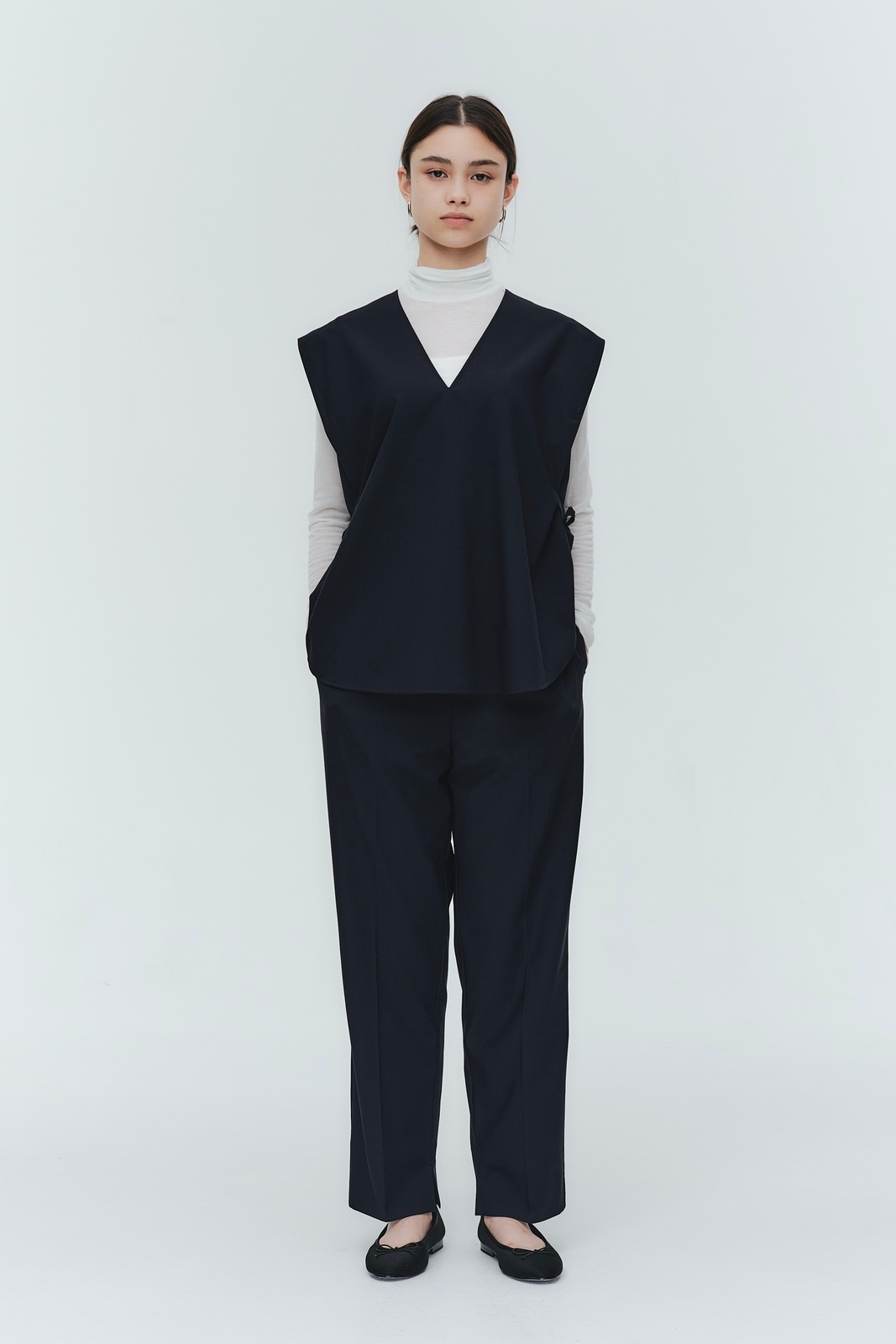 Yori ヨリ Vネックニットミニジレ【2025SM】 38サイズ Vネックニットミニジレ | all item| yori