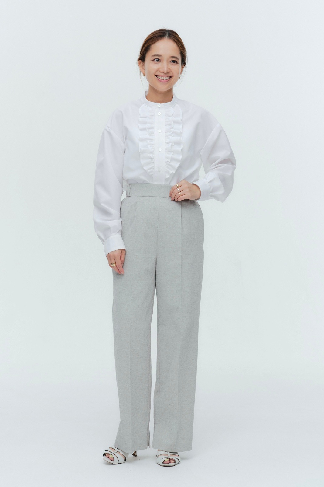 3月上旬発売予定 ラッフルギャザーブラウス【2026SP】 | 2026SP