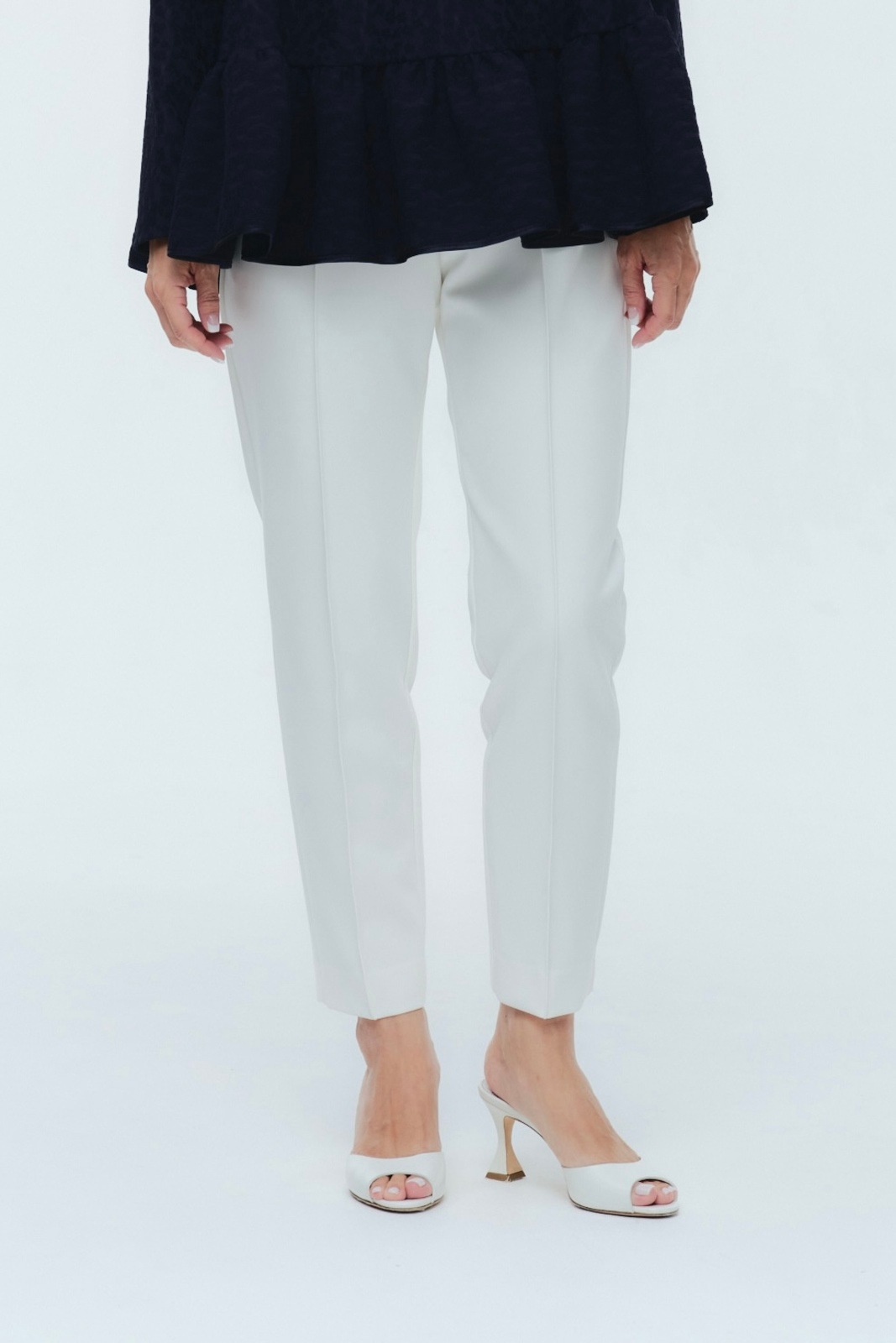 ダブルクロスピンタックパンツ+【2026SP】1/26pm21:00～発売 | 1