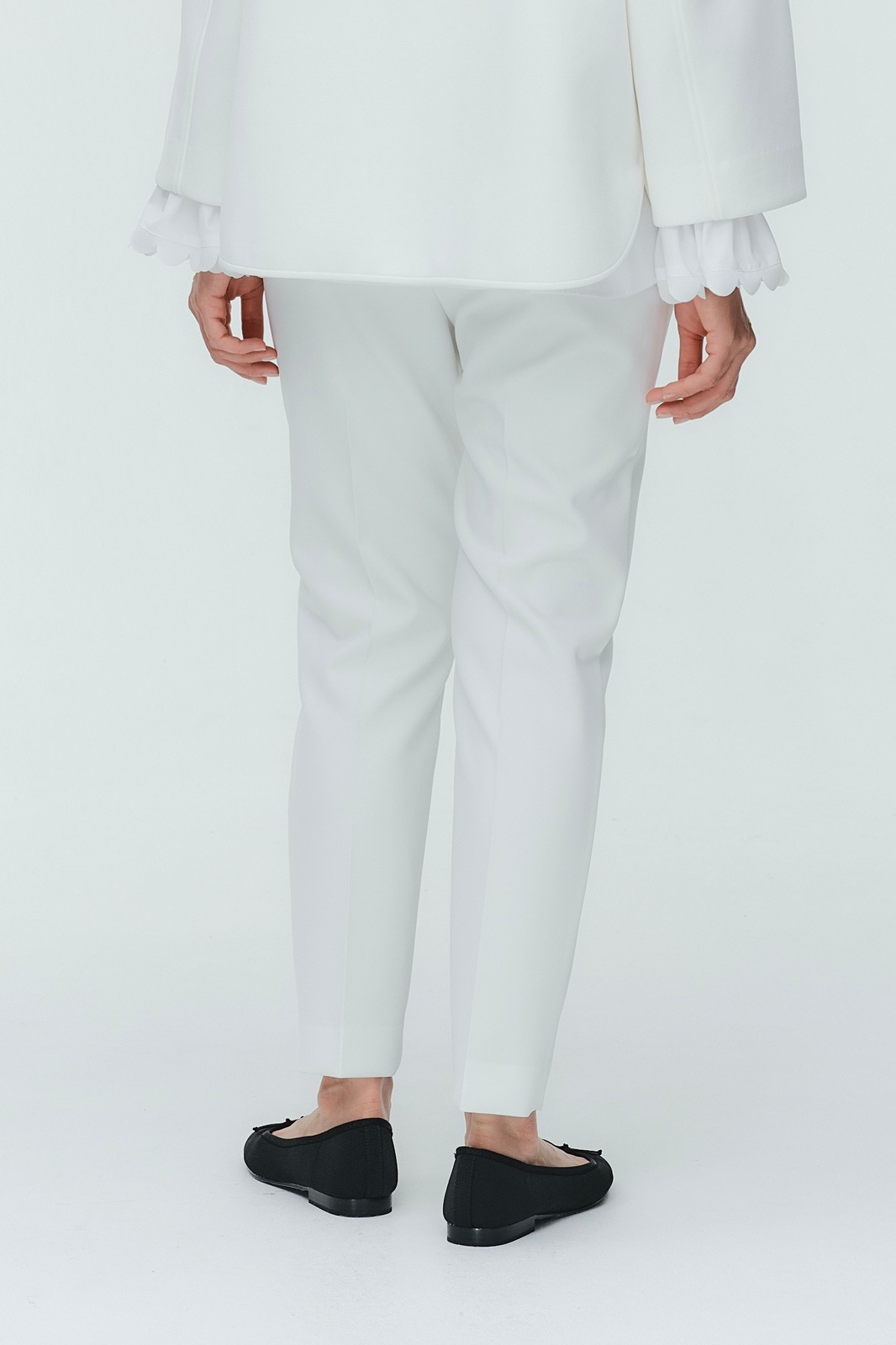 1月下旬発売予定 ダブルクロスピンタックパンツ+【2026SP】 | 2026SP