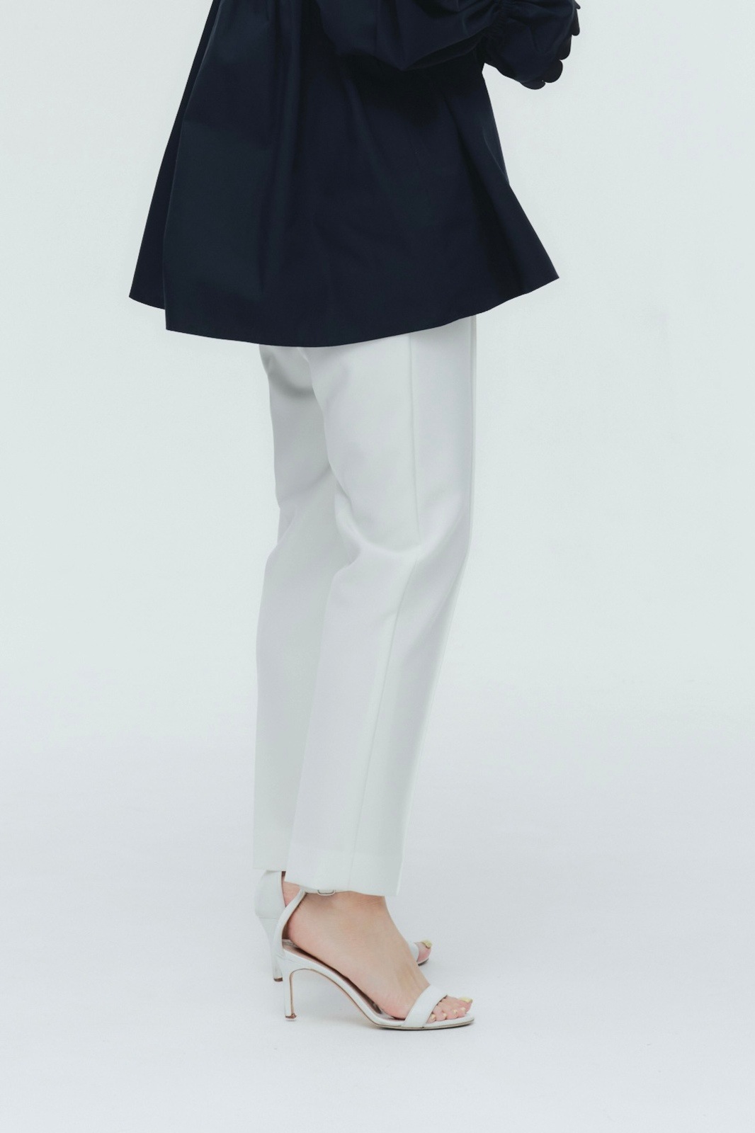 ダブルクロスピンタックパンツ+【2026SP】1/26pm21:00～発売 | 1