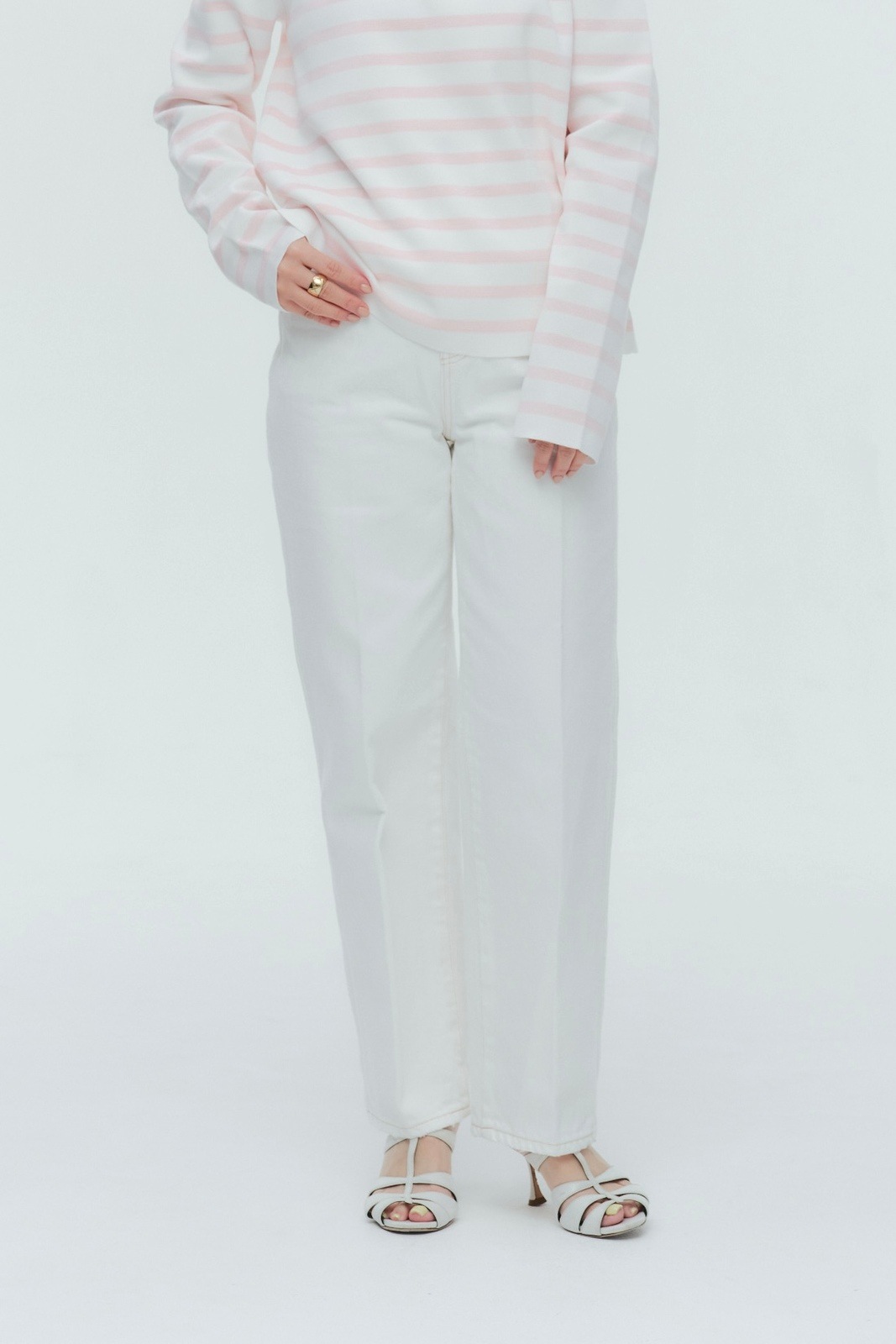 2月下旬発送予定 Audreyテーパードホワイトデニム【2026SP】 | 2026SP