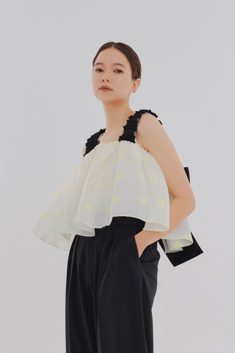 【新品未使用】yori shiroconマーガレットバックリボンキャミ 36 yori shirocon ヨリ シロコン 24SS マーガレットバックリボン