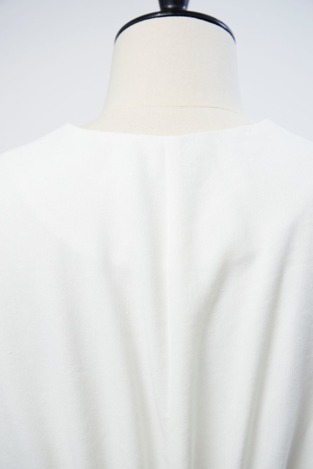 【美品】yori ヨリ ウォッシャブル ハイウエストギャザージレ ロングベスト 6月上旬発送予定 ロングハイウエストジレ【shichaku】 | 2024SS